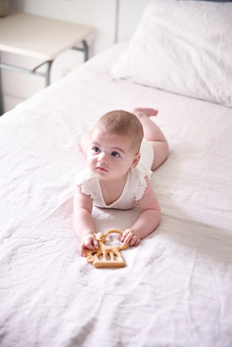 Sophie la girafe® FanFan the Fawn Teething Ring