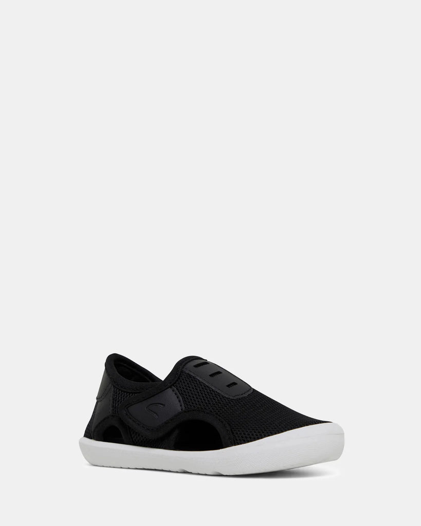 CLARKS Aqua Move REEF Black(SIZE AU 5-1)