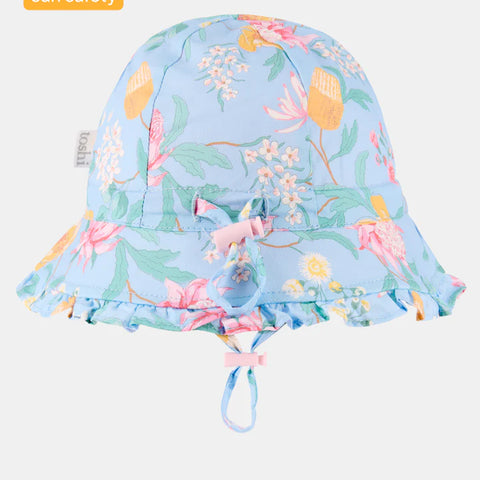 Toshi  Bell Hat Matilda /Waratah Sky