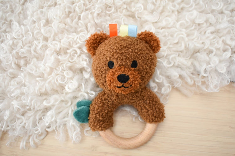 SNUGGLE BUDDY MAPLE BEAR PLUSH GIFT SET – 4 PIECE