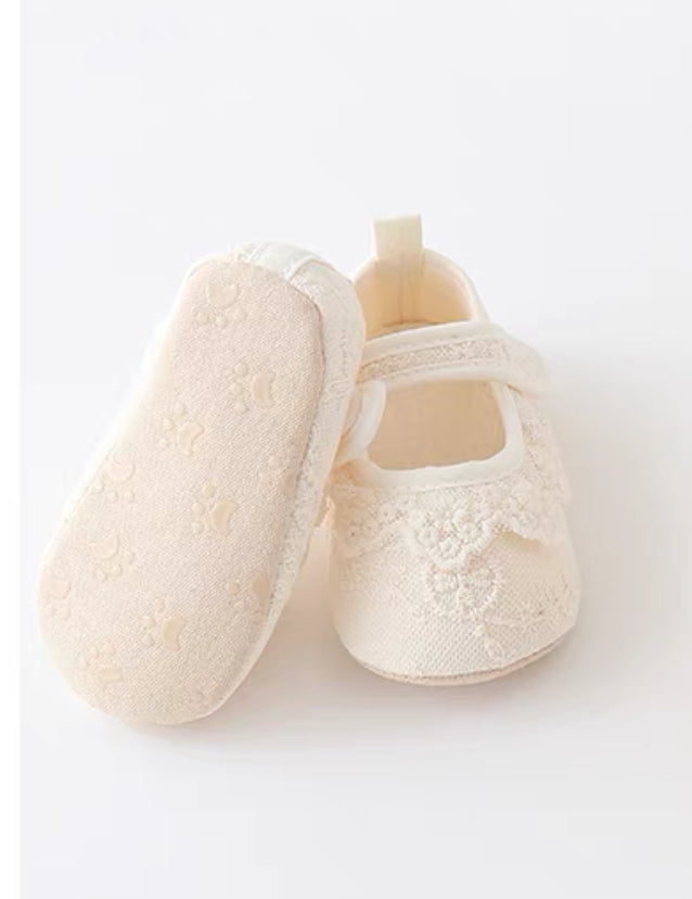 Flats Ruffle Lace Princess Dress socks Shoes -Ivory