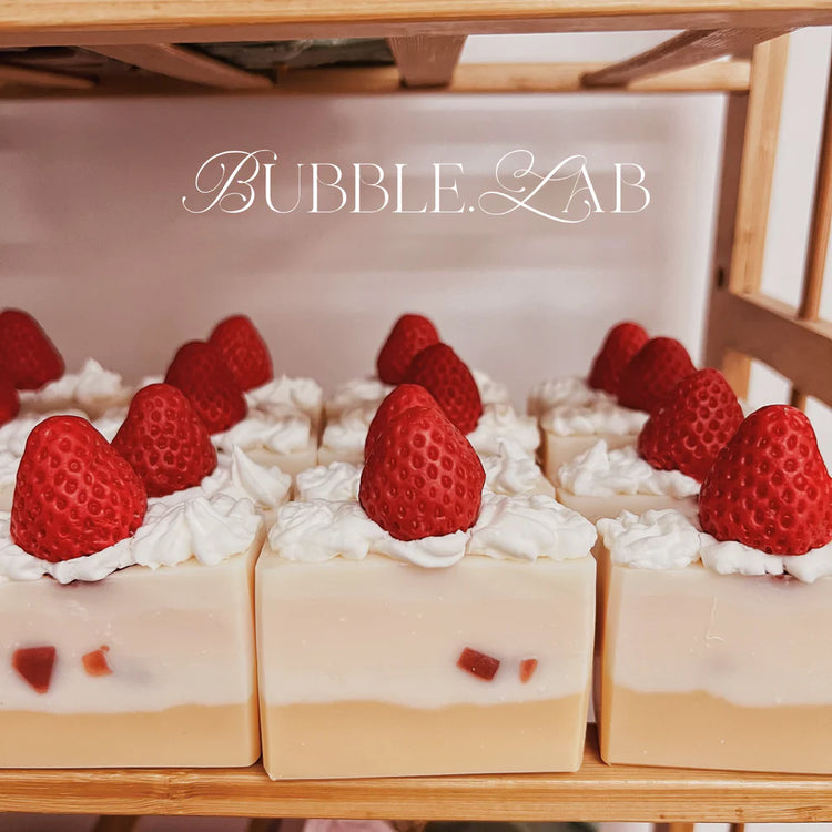 BUBBLE.LAB Strawberry Cake Artisan Cold Process Soap