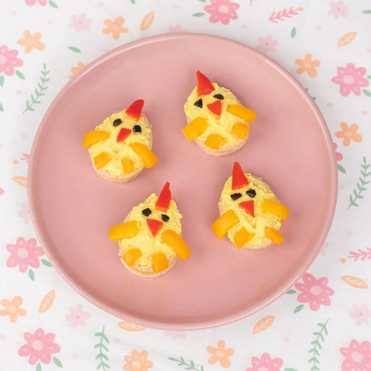 Lunch Punch Easter Sandwich Cutter & Bento Set