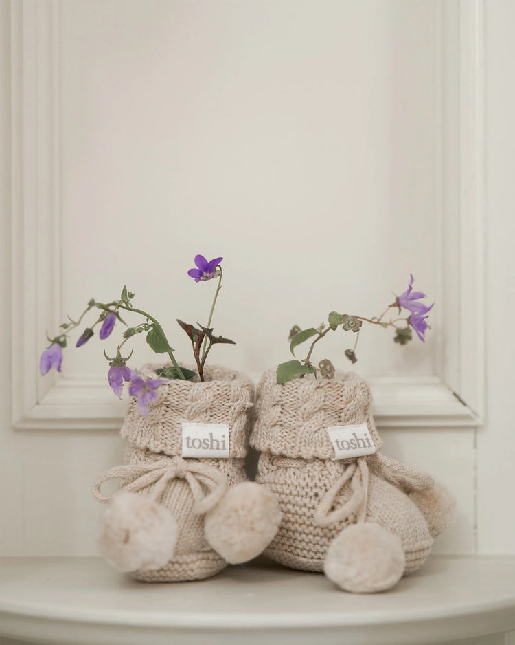 Toshi Organic Booties Yummy Oatmeal