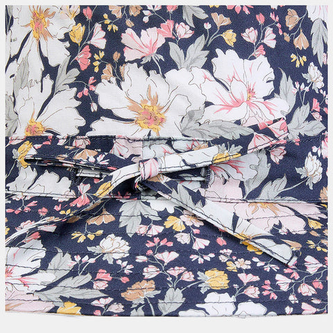 Toshi Sunhat Yasmin- Moonlight