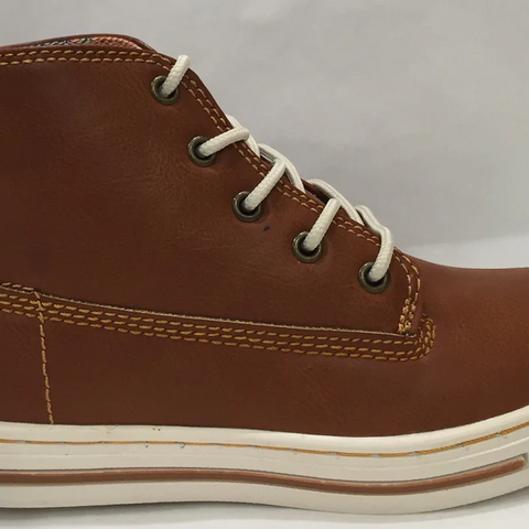 CLARKS EASTWOOD SHOE IN TAN