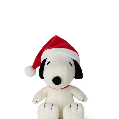 Snoopy Sitting with Christmas Hat - 17 cm