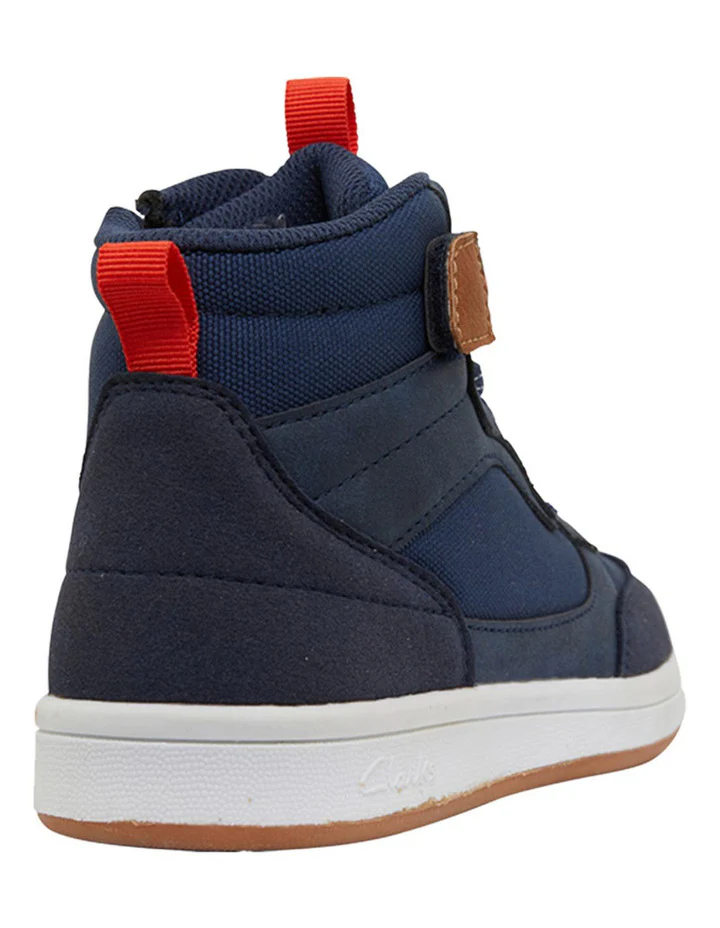 CLARKS DODGER IN NAVY (SIZE 30-38)