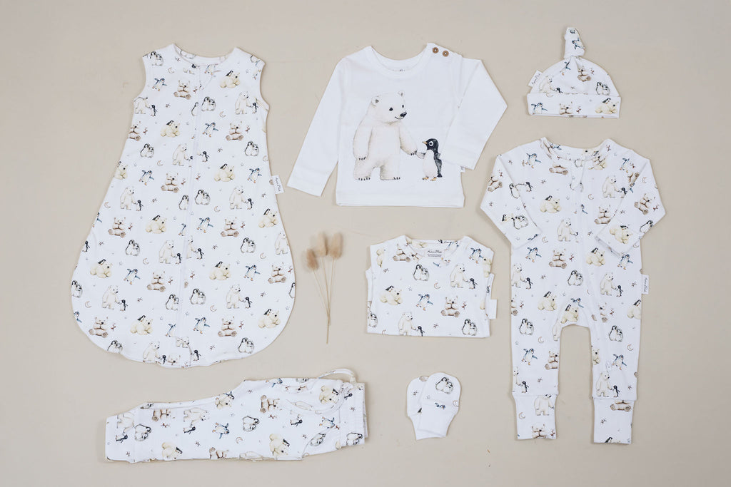 Aster&Oak POLAR FRIENDS 5  PIECE GIFT SET