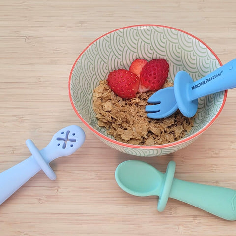 SILICONE ANIMAL SENSORY SPOONS-BLUE GREEN