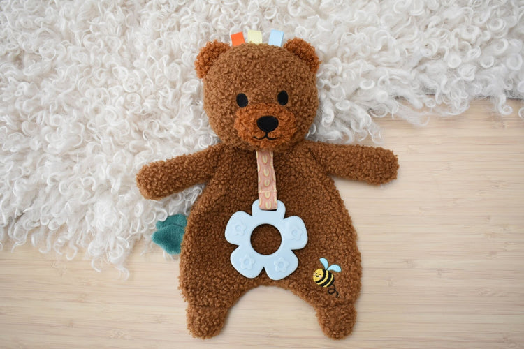 SNUGGLE BUDDY MAPLE BEAR PLUSH GIFT SET – 4 PIECE