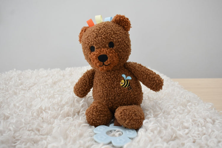 SNUGGLE BUDDY MAPLE BEAR PLUSH GIFT SET – 4 PIECE
