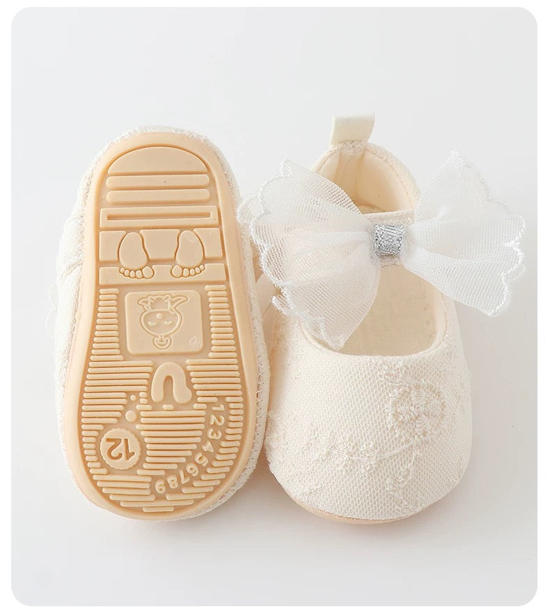 Lace Princess with Bow socks Shoes -Ivory