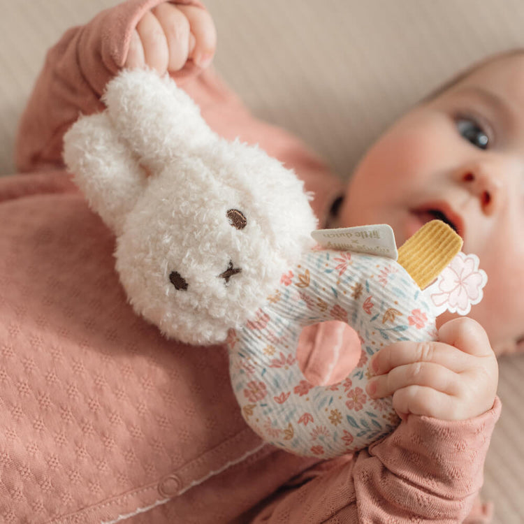 Miffy LUCKY BLOSSOM RATTLE