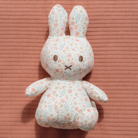 Miffy   LUCKY BLOSSOM ALL OVER PRINT SOFT TOY SMALL