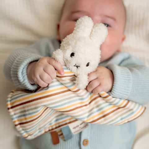 Miffy  VINTAGE STRIPES CUDDLE BLANKET