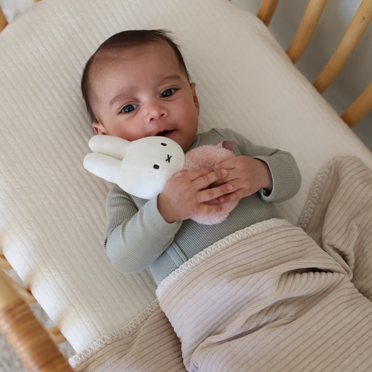 Miffy FLUFFY RING RATTLE PINK