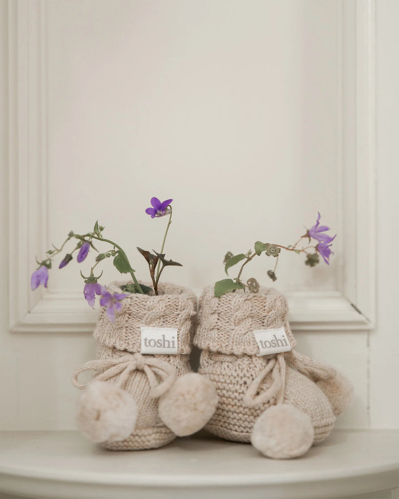 Toshi Organic Booties Yummy Oatmeal