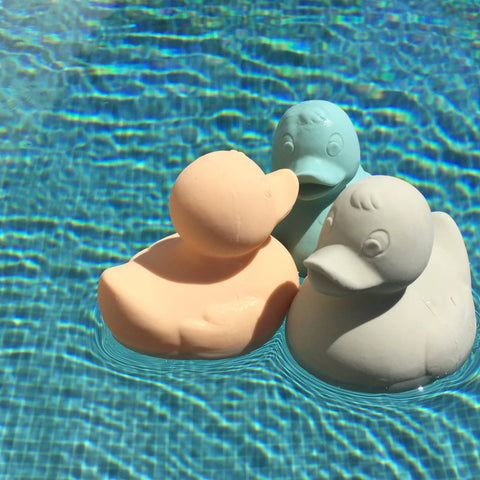 Oli&Carol Small Ducks Monochrome Nude